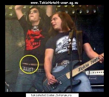 Tatuajul nou a lui Bill !!! - da il stiu, reprezinta legatura dintre baiat si - Bill Kaulitz
