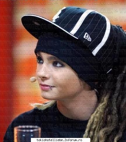 ~~Tom kaulitz~ - VEry Cute ThiS bOoy :X ..E la fel de fumos ca - Tom Kaulitz